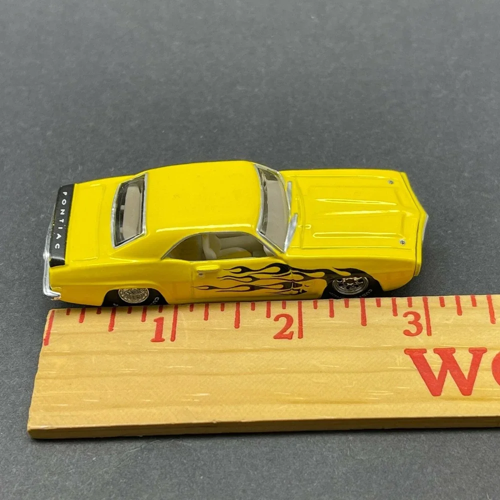 Maisto 1969 '69 Pontiac Firebird Car Yellow 1/64 All Stars Red 100 Rubber Slicks